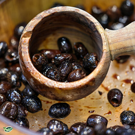 Sizin Bahçe Çiftliği Sele Siyah Zeytin 1000 gr.