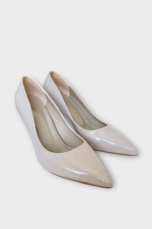 Kadın Klasik Topuklu Ayakkabı KREM