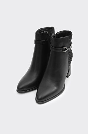 Kalın Topuklu Fermuarlı Taş Aksesuarlı Kadın Bot