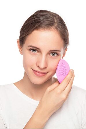 FOREO LUNA™ Mini 2 Yüz Spa Masajı ve Temizleme Cihazı