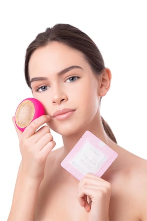 FOREO UFO™ Glow Addict 6'lı Aktif Maske