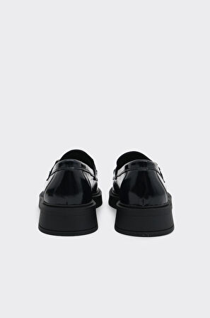 Hakiki Deri Kadın Tokalı Casual Ayakkabı