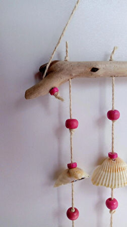 Pembe Boncuklu Deniz Kabuğu Figürlü Rüzgar Gülü