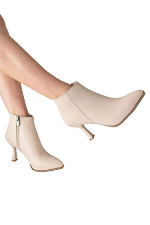 Topuklu Fermuarlı Kadın Bot (8 Cm) BEJ