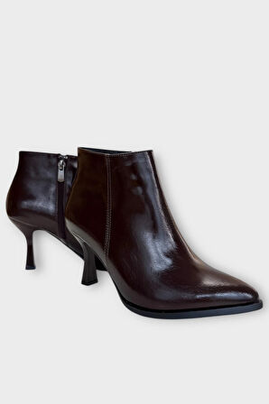 Topuklu Fermuarlı Kadın Bot (8 Cm) KAHVERENGİ