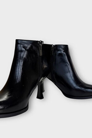 Topuklu Fermuarlı Kadın Bot (8 Cm) SİYAH - SİYAH