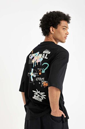 DeFacto Siyah Loose Fit Bisiklet Yaka Sırt Baskılı Pamuklu Kısa Kollu Tişört B8949AX24AUBK81