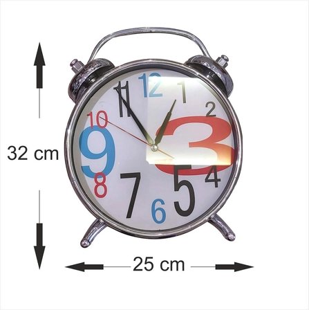 Büyük 32 cm Çalar Saat Görünümlü Masa ve Duvar Saati Sessiz Akar Mekanizmalı Camlı Ayakta Durabilen Gümüş Kromajlı Ayna Gibi Metalik Renk Çerçeveli Dekoratif Salon Ofis Mutfak Saati Ev Hediyesi