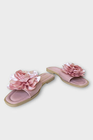 Kadın Gül Çicekli Hediyelik Bohçalık Çeyizlik Terlik PUDRA