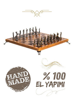 MC97 - Çin Antik Figürlü Metal Taşlar – 30x30cm Gerçek Kayın Tahtası - Hediyelik Satranç Takımı
