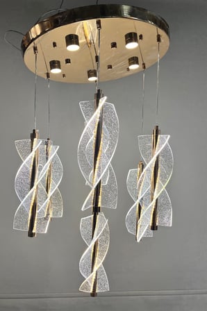 Büyüleyici Modern Sarmal Şelale LED Avize - Altın ve Kristal Şıklığı