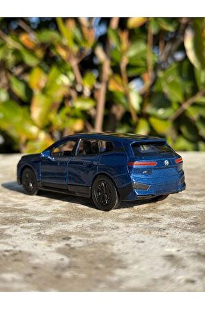 Bmw IX Oyuncak Araba Jip 12 Cm Die Cast Model Araç Kapılar Açılır Çekbırak Bmw Metal Oyuncak Araba