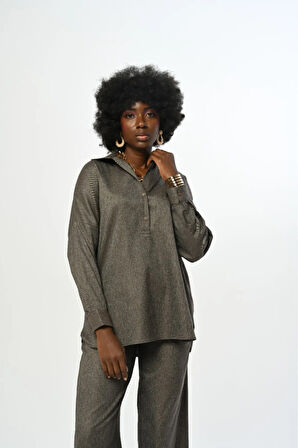 KADIN DÜZ RENK YAKASI DETAYLI OVERSİZE KESİM GÖMLEK