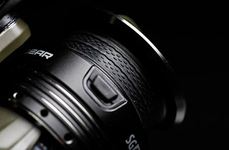 Savage Gear SG4C 4000 Spin Olta Makinesi