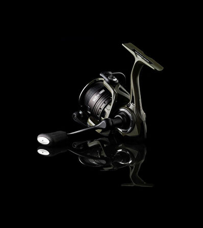 Savage Gear SG4C 3000 Spin Olta Makinesi