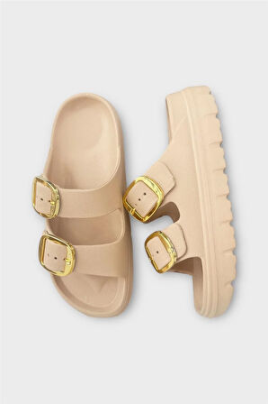 Yüksek Taban Tokalı Şık Kadın Terlik BEJ