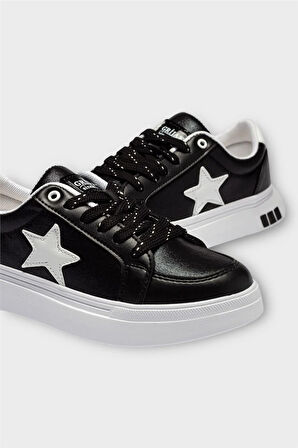 Kadın Yıldız Detay Şık Günlük Spor Sneaker Ayakkabı SİYAH - BEYAZ