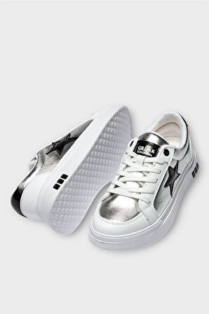 Kadın Yıldız Detay Şık Günlük Spor Sneaker Ayakkabı BEYAZ - SİYAH