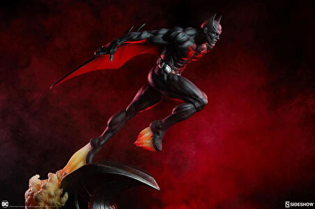 Batman Beyond Premium Format Figure 300721