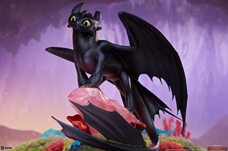 Toothless ( Crystalline Caverns ) Statue 200615 / How to Train Your Dragon