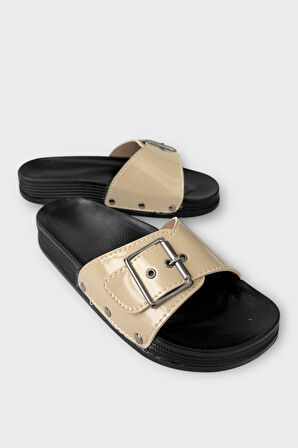 Kadın Günlük Terlik Tokalı Şık Ortopedik Yazlık Ev Plaj Tatil İş Terliği BEJ