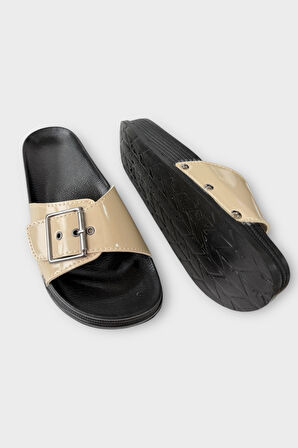 Kadın Günlük Terlik Tokalı Şık Ortopedik Yazlık Ev Plaj Tatil İş Terliği BEJ