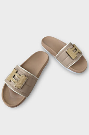 Kadın Günlük Terlik Tokalı Şık Yazlık Ev Plaj Tatil İş Terliği BEJ