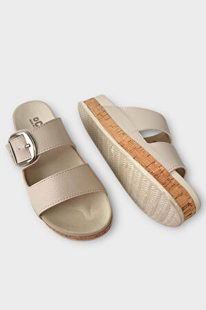 Kadın Günlük Terlik Kalın Taban Tokalı Rahat Şık Yazlık Ev Plaj Tatil Terliği BEJ