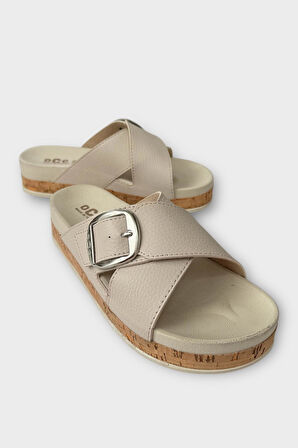 Kadın Günlük Terlik Kalın Taban Tokalı Çapraz Rahat Şık Yazlık Ev Plaj Tatil Terliği BEJ