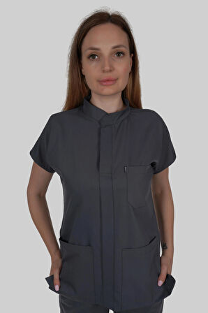 FÜME LİKRALI HAKİM YAKA HEMŞİRE DOKTOR FORMASI (TEK ÜST) LİKRALI HAKİM YAKA SCRUBS (TEK ÜST)