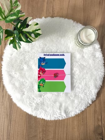 Pamuğum Atelier Renkli Karakter Tasarım Kartlı Şans Bilekliği Doğum Günü Hediyelik (25 Adet)