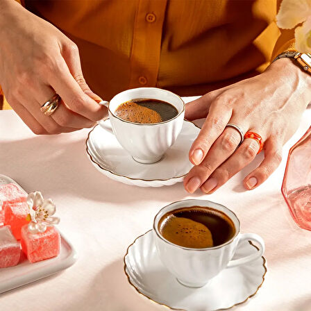 Yasemin 12 Parça Kahve Fincan Takımı - Beyaz / Altın