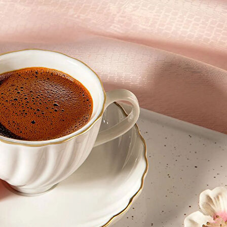 Yasemin 12 Parça Kahve Fincan Takımı - Beyaz / Altın