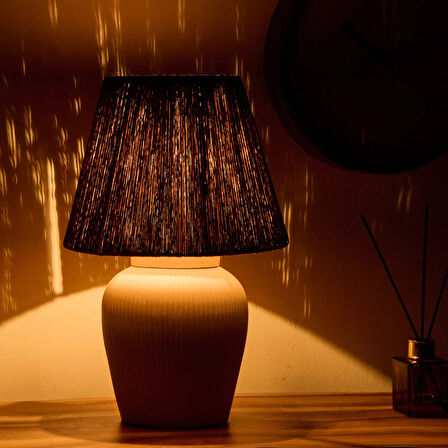 Light Glow Seramik Abajur - Beyaz / Krem - 40x40x25 cm