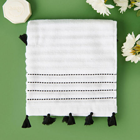 Soft Püsküllü Ayak Havlusu - Beyaz / Siyah - 50x70 cm