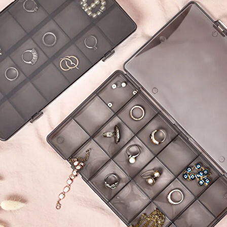 18 Bölmeli Takı Organizeri - Asorti