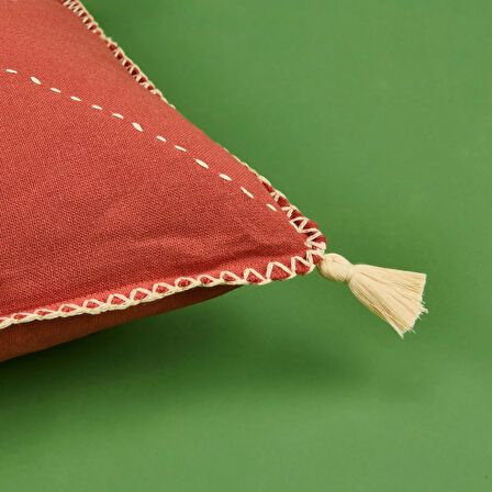 Soft Colorful Püskül Detaylı Kırlent - Kiremit - 40x40 cm