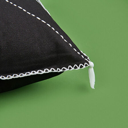 Soft Ethnic Püskül Detaylı Kırlent - Siyah - 40x40 cm