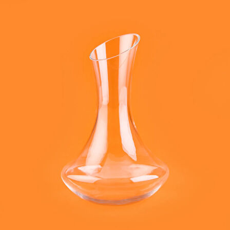 43634 Ağzı Eğik Kesme Karaf - Şeffaf - 1,8 lt