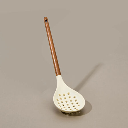 Akasya Saplı Silikon Kevgir - Kahverengi / Krem