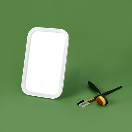 Şarjlı Led Ayna - Beyaz - 18x12 cm