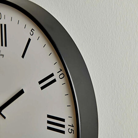 Eminent Latin Rakam Duvar Saati - Beyaz - 43 cm