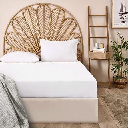 Soft Basic Çift Kişilik Düz Kenar Çarşaf - Beyaz - 240x260 cm