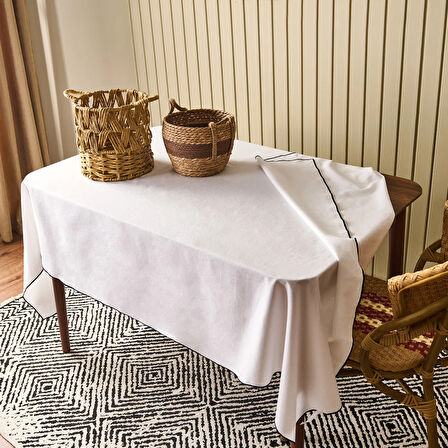 Soft Elegant Masa Örtüsü - Beyaz - 140x200 cm