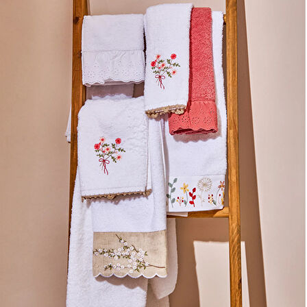 Soft Granny Summer Çiçek Nakışlı Yüz Havlusu - Ekru - 50x90 cm