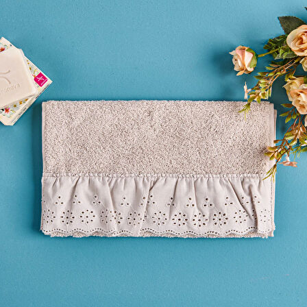 Soft Fırfırlı El Havlusu - Krem - 30x50 cm