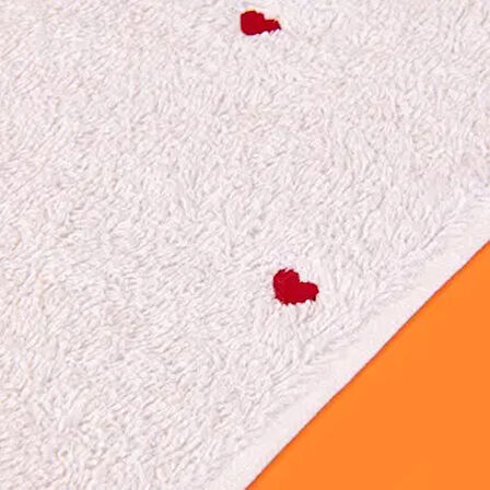 Soft Kalp Nakışlı El Havlusu - Ekru / Kırmızı - 30x50 cm