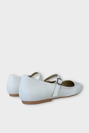 Kadın Kemer Detay Babet Ayakkabı BEYAZ