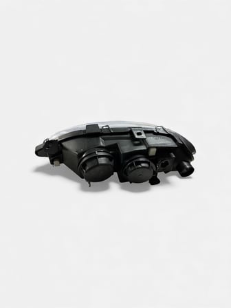 DEPO RENAULT MEGANE 1 SAĞ ÖN FAR LAMBASI 1999-2002