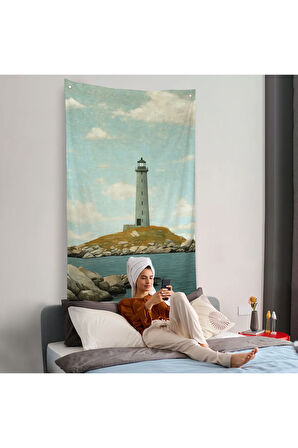 Deniz Fenerini İzleyen Yalnız Adam Duvar Örtüsü-7521
